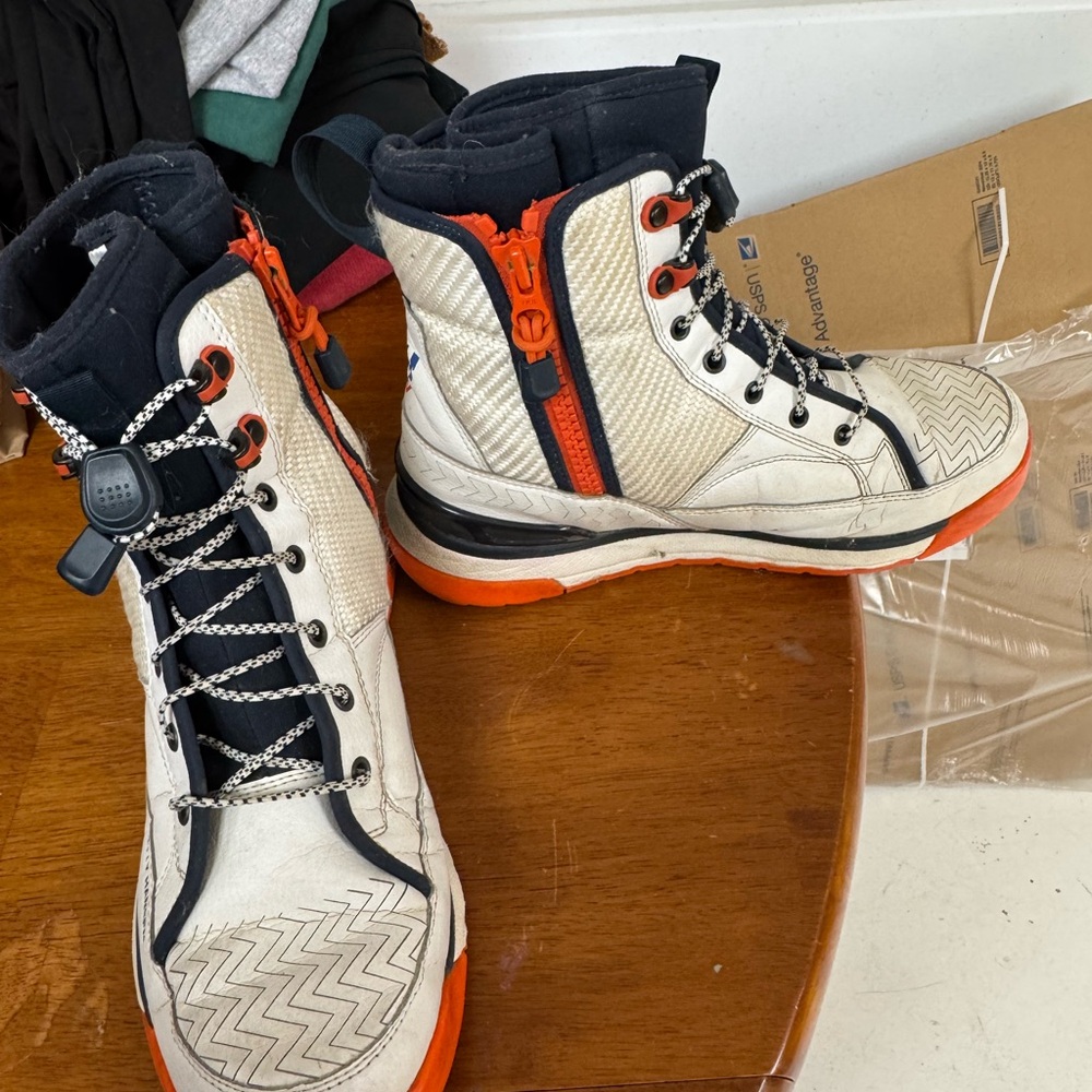 Helly Hansen Helly Tech waterproof primaloft mid … - image 2